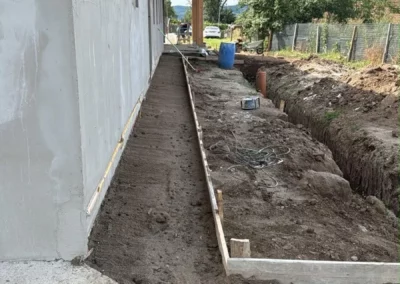 Capela Brateiu – trotuare și alei (3)