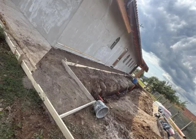 Capela Brateiu – trotuare și alei (6)