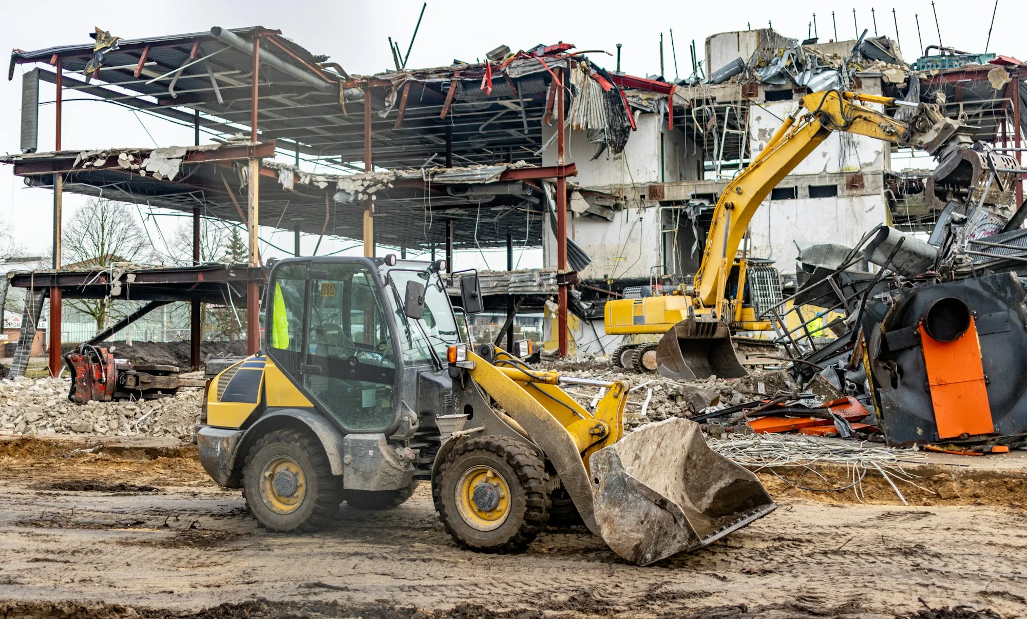 Demolări construcții – lucrări, imagine ilustrativă Demolări construcții – lucrări, imagine ilustrativă